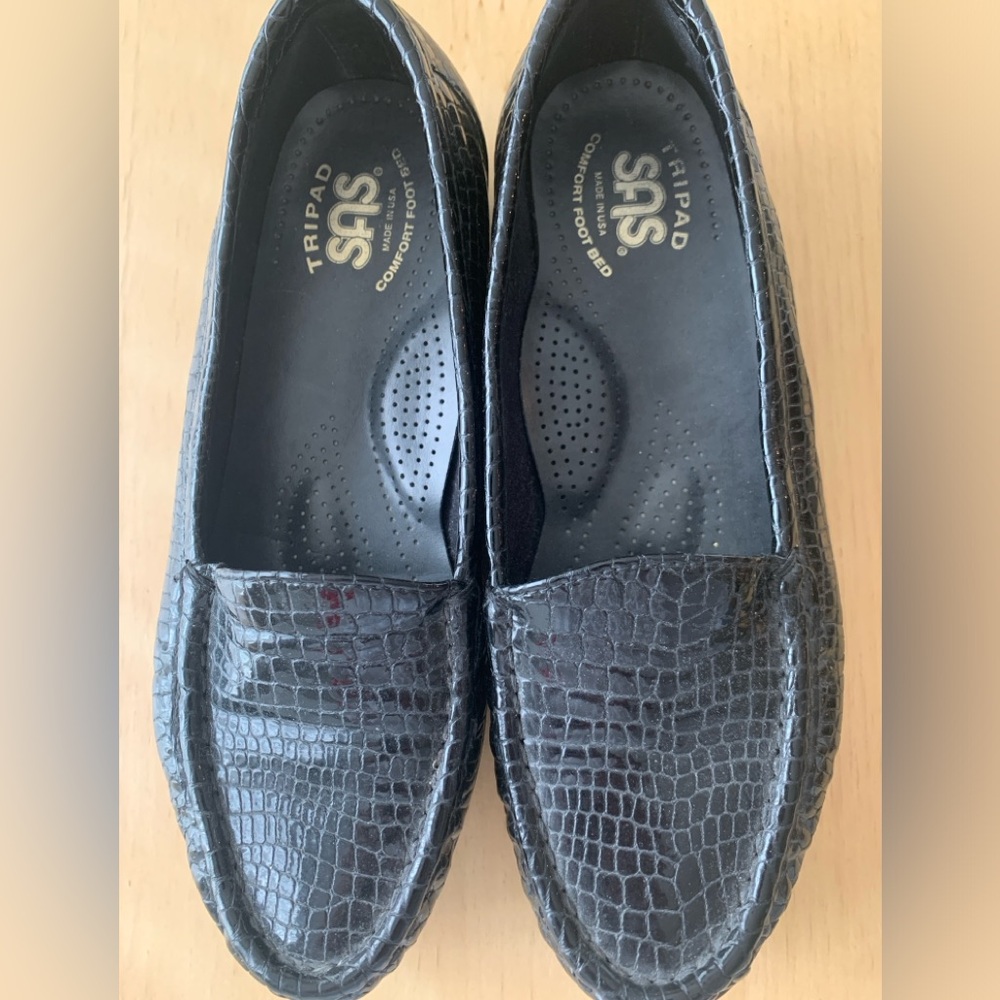 SAS Black Croc-Embossed Leather Loafers